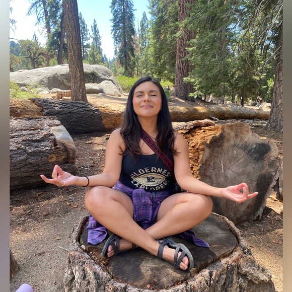 Meet your Posher, Lisa Marie - Picture 9 of 9